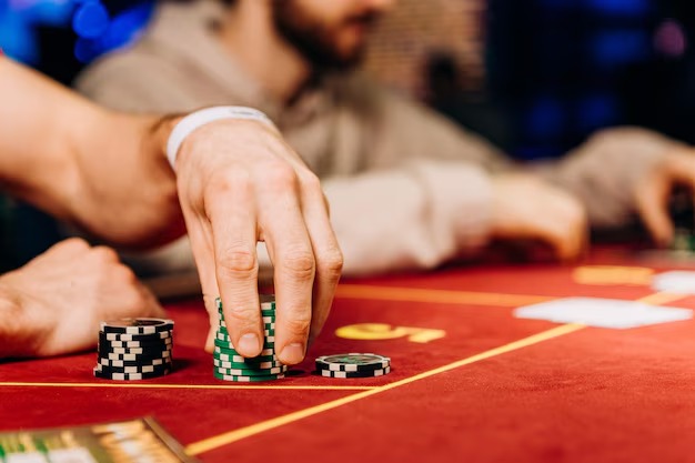 European Roulette live dealer table on mpo138 mobile app with betting layout and chip selector